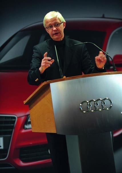 Audi-Personalvorstand Dr. Werner Widuckel 